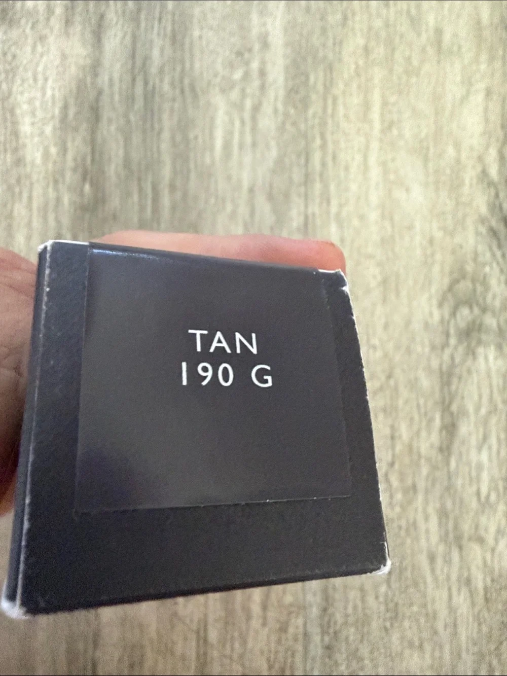 Le Skin Weightless Serum Foundation — tan 190g - Picture 2 of 4